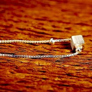 Elegant S925 Sterling Silver Geometric Anklet - Adjustable Lightweight Design